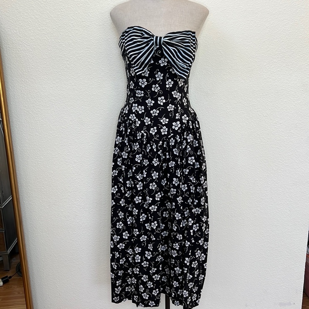 Vintage Black and White Strapless Floral Midi Dress